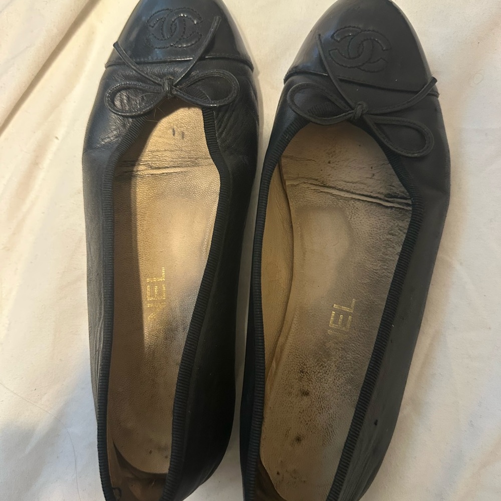 CHANEL Black Women's Slippers used - Picture 5 of 12
